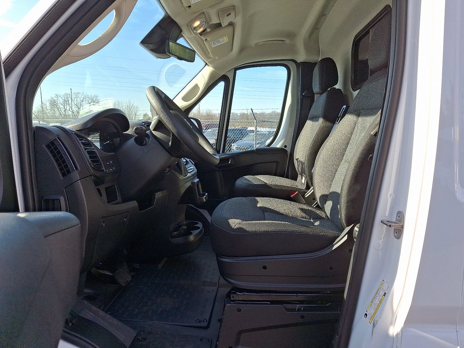 New 2025 RAM ProMaster 1500 w/ Safety Group FWD image 7