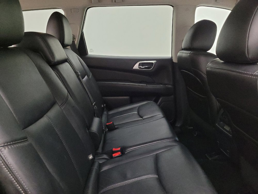Used 2014 Nissan Pathfinder SL w/ SL Tech Package AWD/4WD image 19