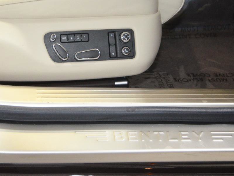 Used 2015 Bentley Flying Spur V8 AWD/4WD image 23