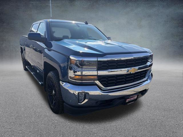 Used 2018 Chevrolet Silverado 1500 LT w/ All Star Edition AWD/4WD image 5