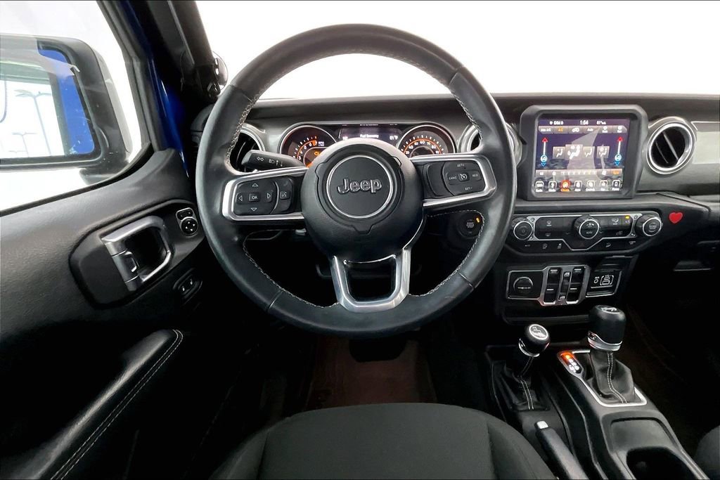 Used 2018 Jeep Wrangler Unlimited Sahara image 7