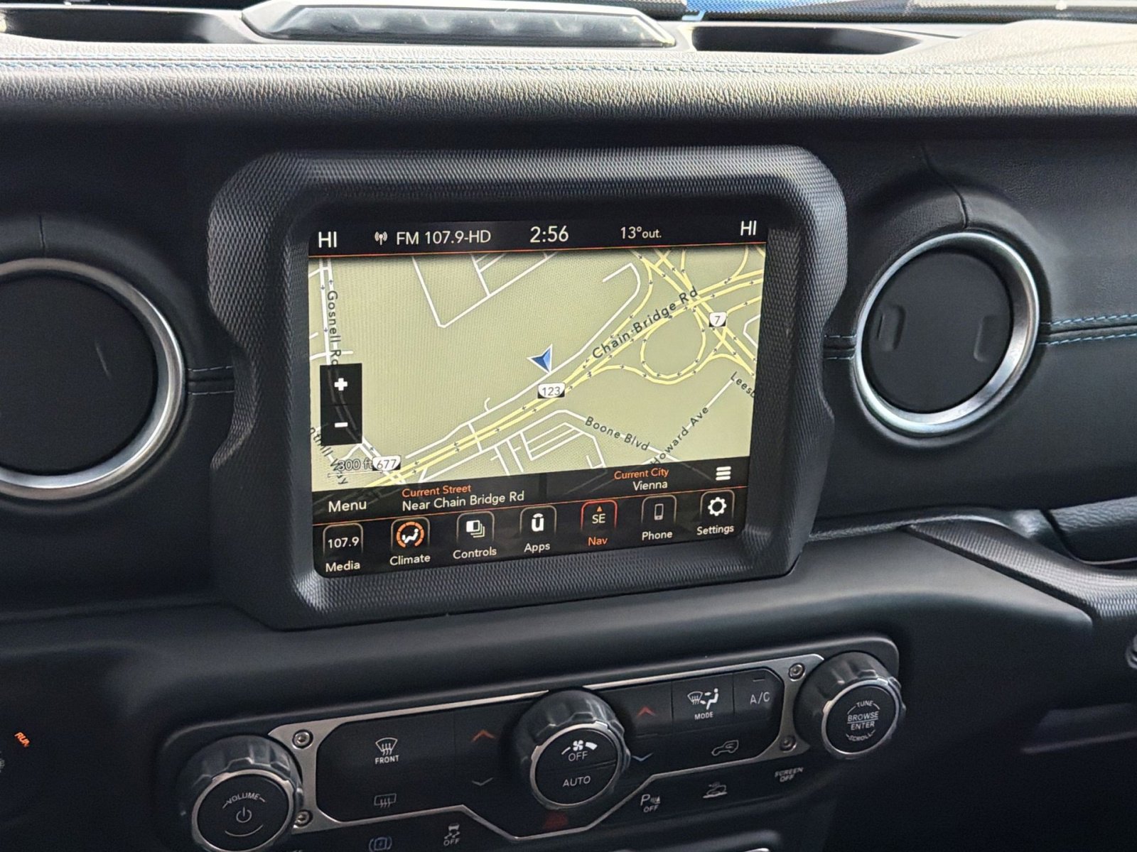 Used 2021 Jeep Wrangler Unlimited Rubicon 4xe w/ Steel Bumper Group image 20