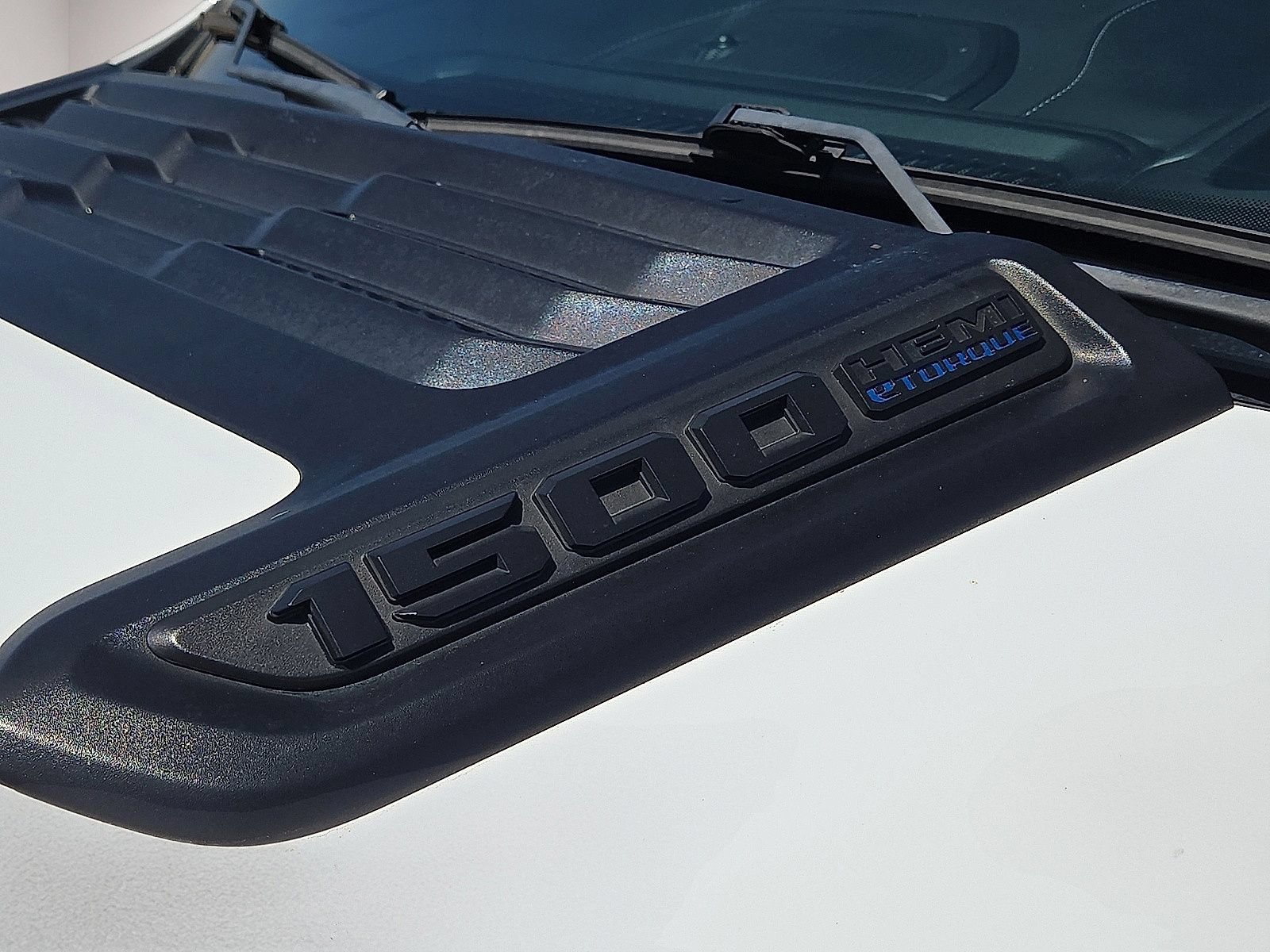 Used 2023 RAM 1500 Limited AWD/4WD image 12