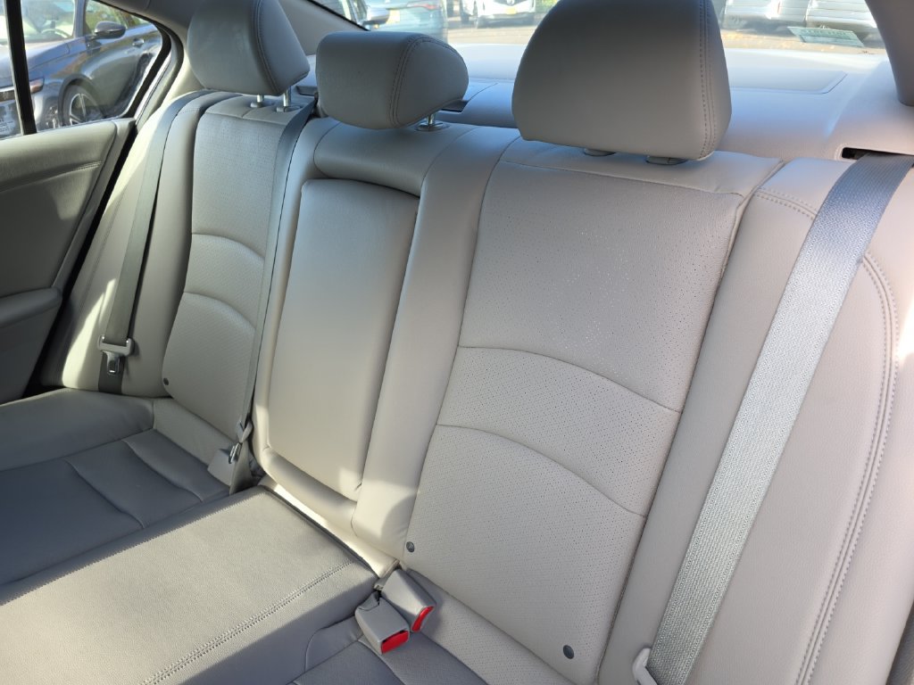 Used 2015 Honda Accord EX-L image 17