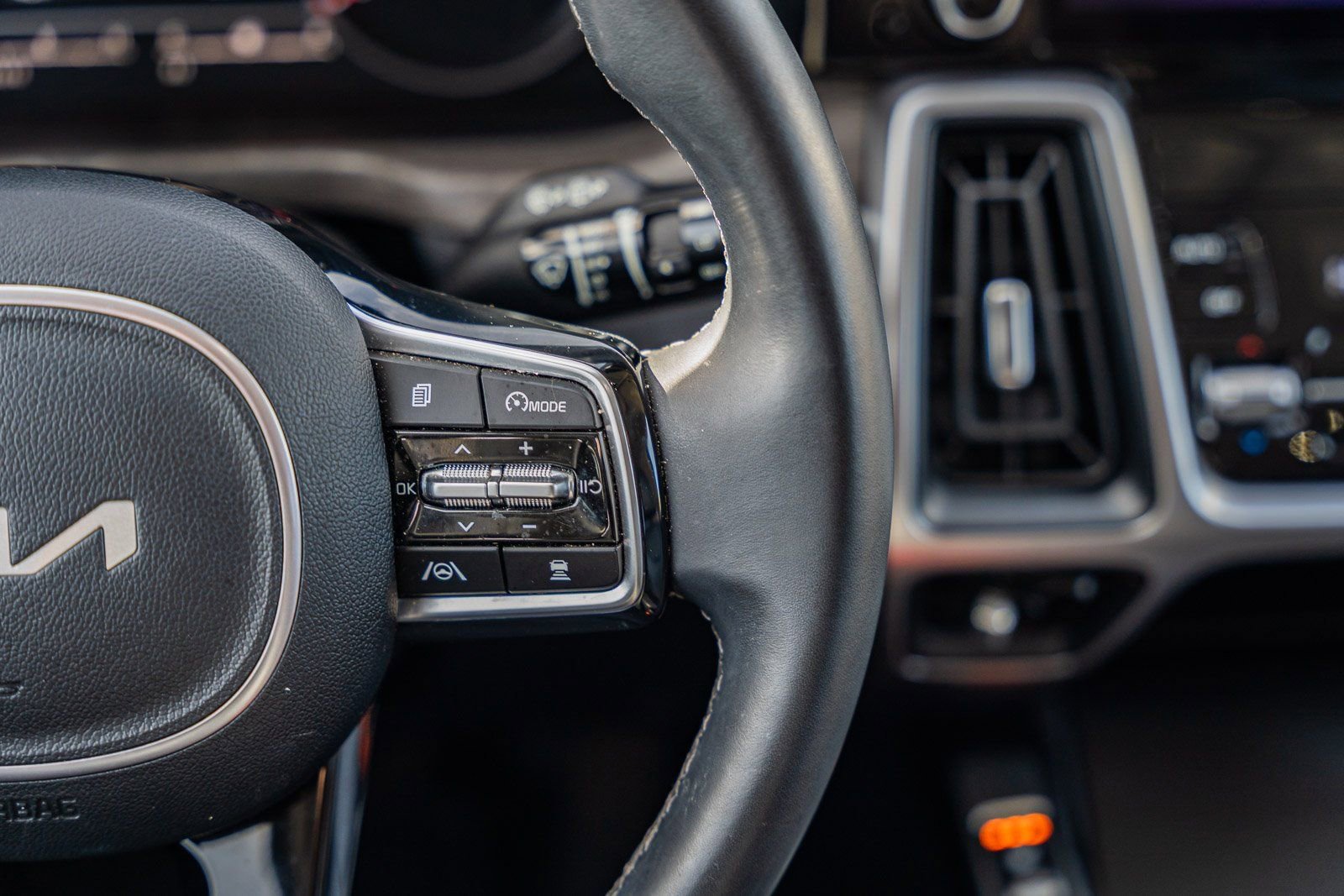 Used 2023 Kia Sorento X-Line EX image 35