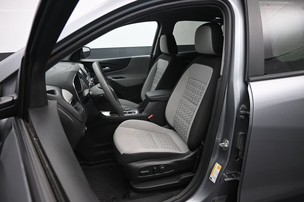 Used 2023 Chevrolet Equinox LS w/ LS Convenience Package FWD image 20