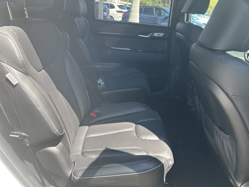 Used 2023 Hyundai Palisade Calligraphy image 53