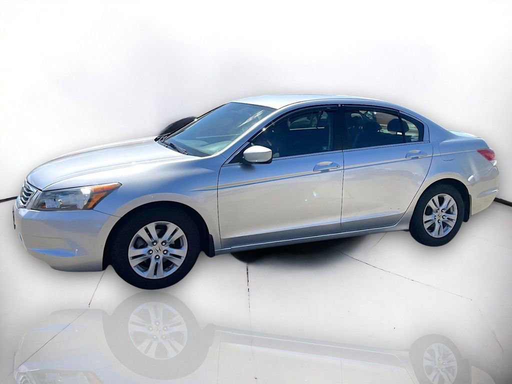 Used 2009 Honda Accord LX-P image 2
