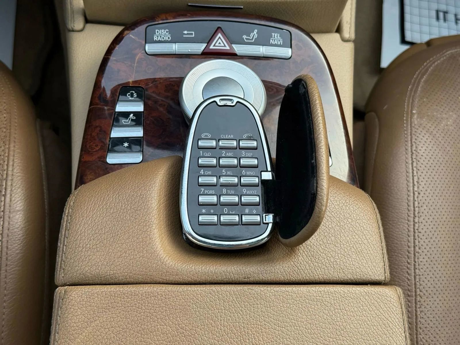 Used 2009 Mercedes-Benz S 550 4MATIC image 36