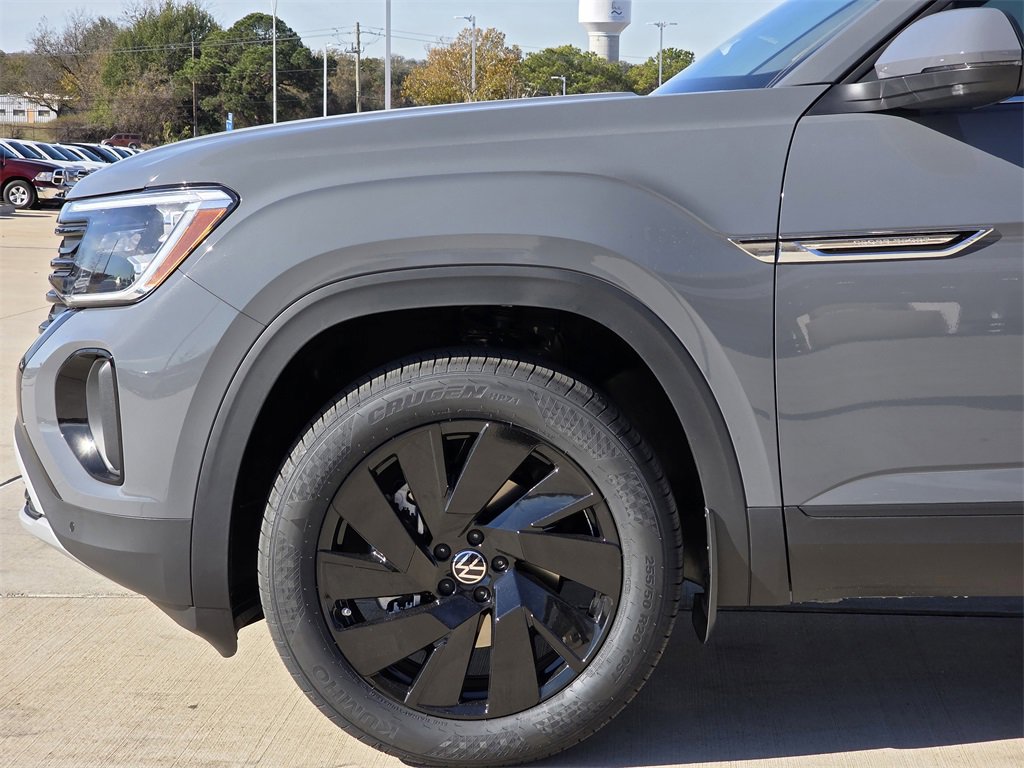 New 2026 Volkswagen Atlas Cross Sport SE image 5