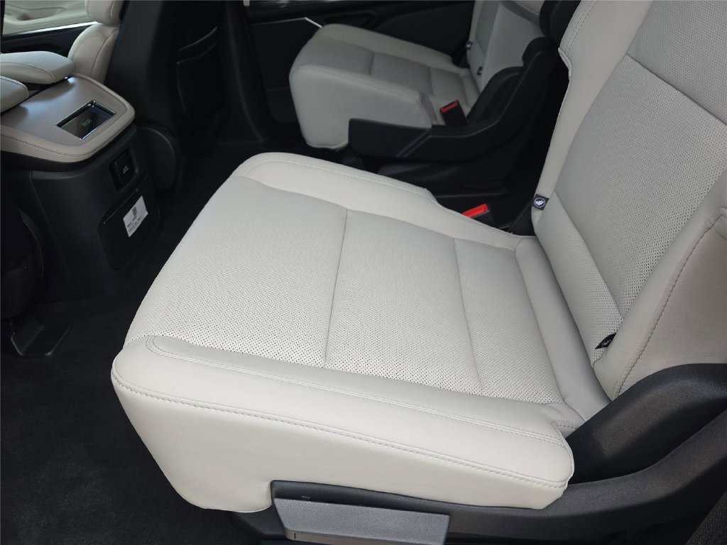 New 2026 Lincoln Navigator Premiere AWD/4WD image 15