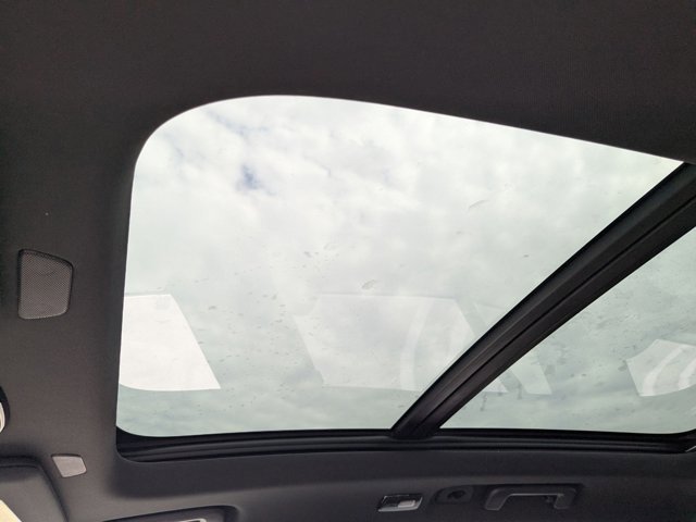 Used 2026 Volvo XC90 T8 Plus w/ Protection Package Premier image 5