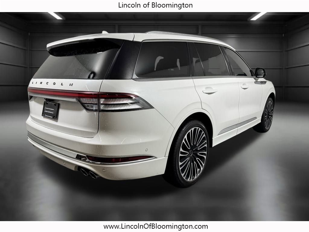 Used 2023 Lincoln Aviator Black Label w/ Dynamic Handling Package image 7