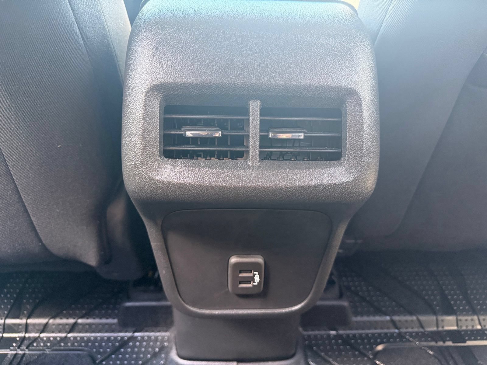 Used 2024 Chevrolet Equinox LT w/ LPO, Floor Liner Package FWD image 35