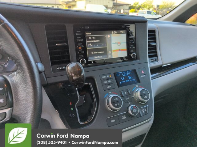 Used 2020 Toyota Sienna XLE w/ XLE Navigation Package AWD/4WD image 16
