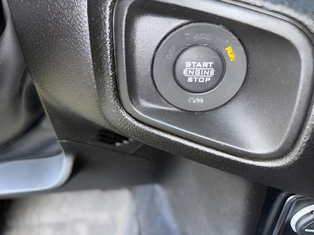 Used 2024 Jeep Wrangler Sport S image 25