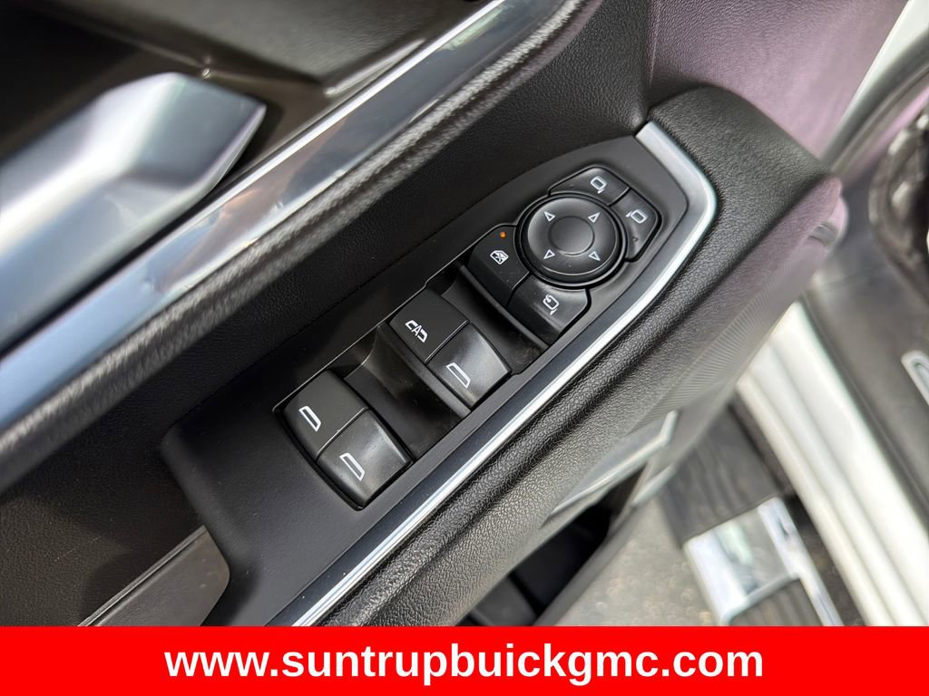 Used 2024 Chevrolet Silverado 2500 LT w/ Convenience Package image 14