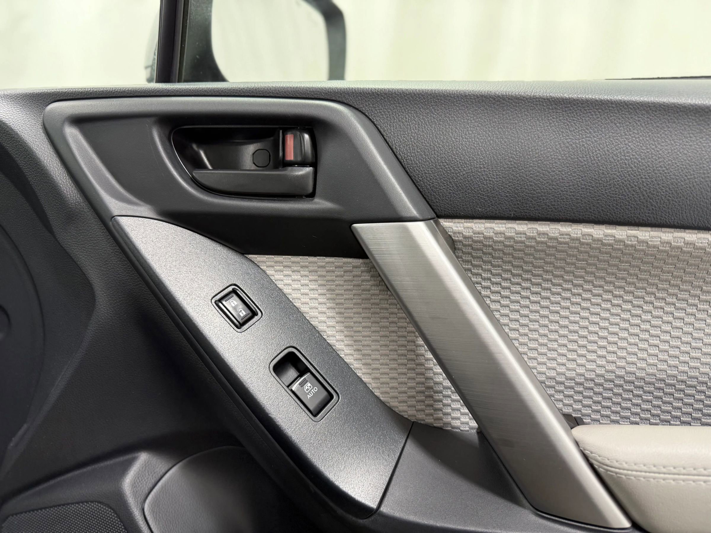 Used 2017 Subaru Forester 2.5i Premium image 28