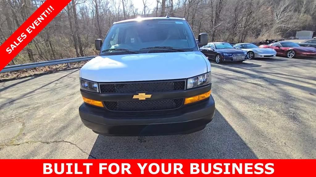 New 2025 Chevrolet Express 2500 w/ Communications Package RWD image 9