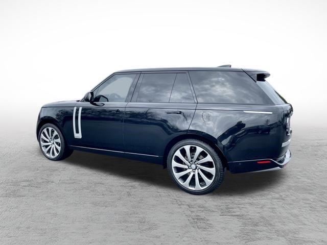 Used 2023 Land Rover Range Rover Autobiography image 5
