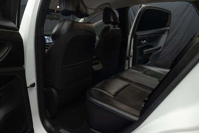 Used 2023 Nissan Ariya AWD image 17