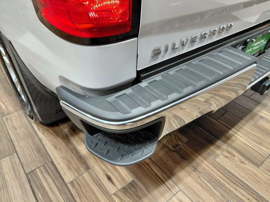Used 2018 Chevrolet Silverado 1500 LT w/ All Star Edition AWD/4WD image 26