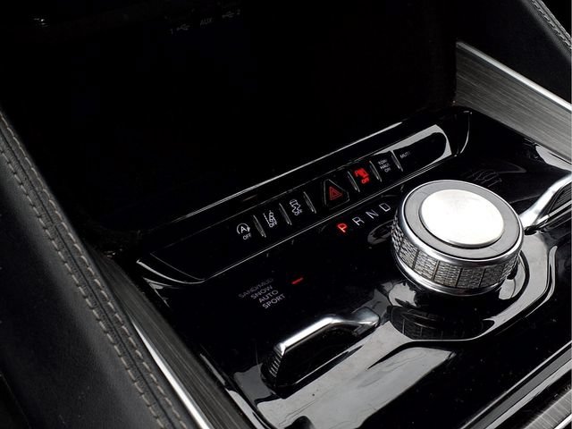 Used 2024 Jeep Wagoneer Series III AWD/4WD image 6