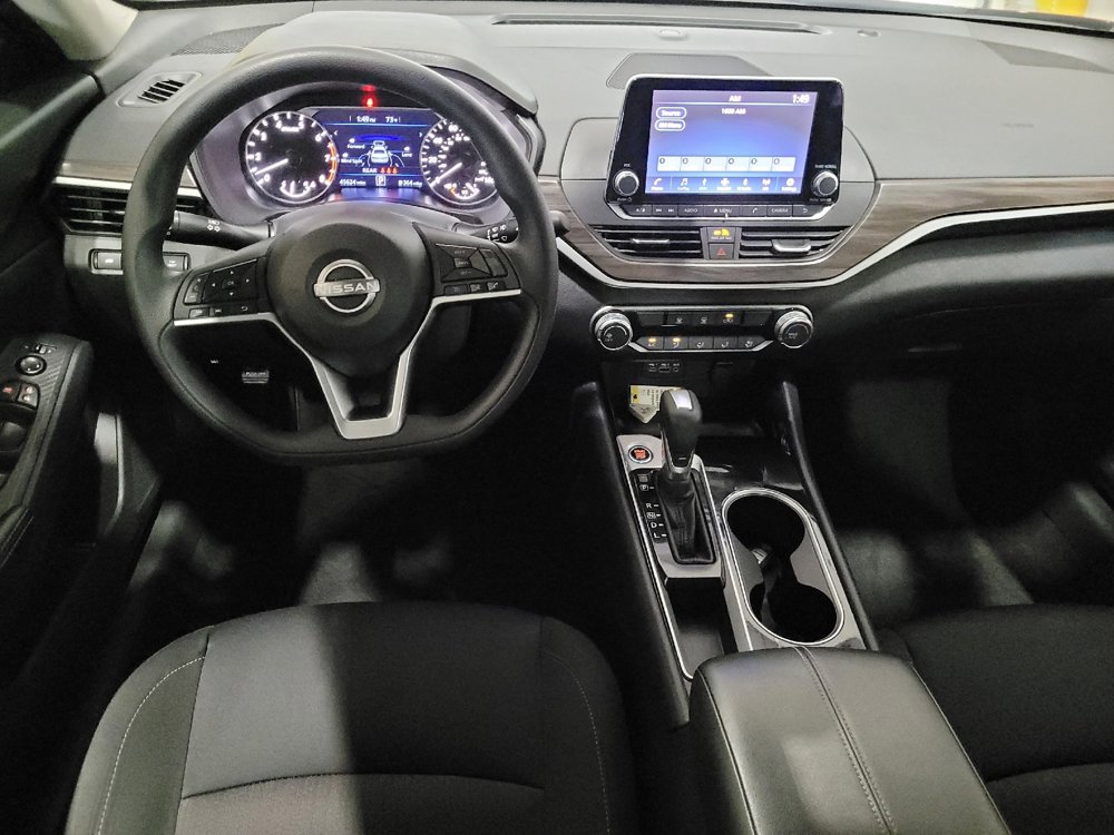 Used 2024 Nissan Altima 2.5 SV image 26