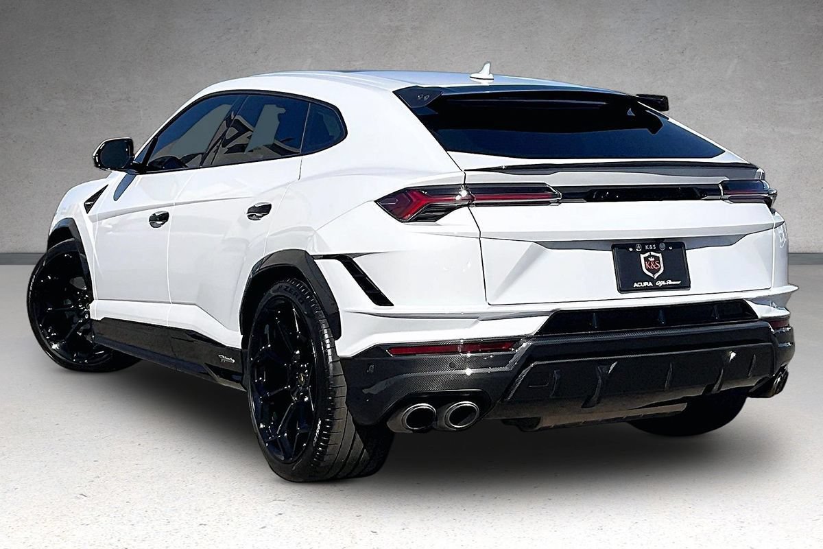 Used 2023 Lamborghini Urus Performante AWD/4WD image 36