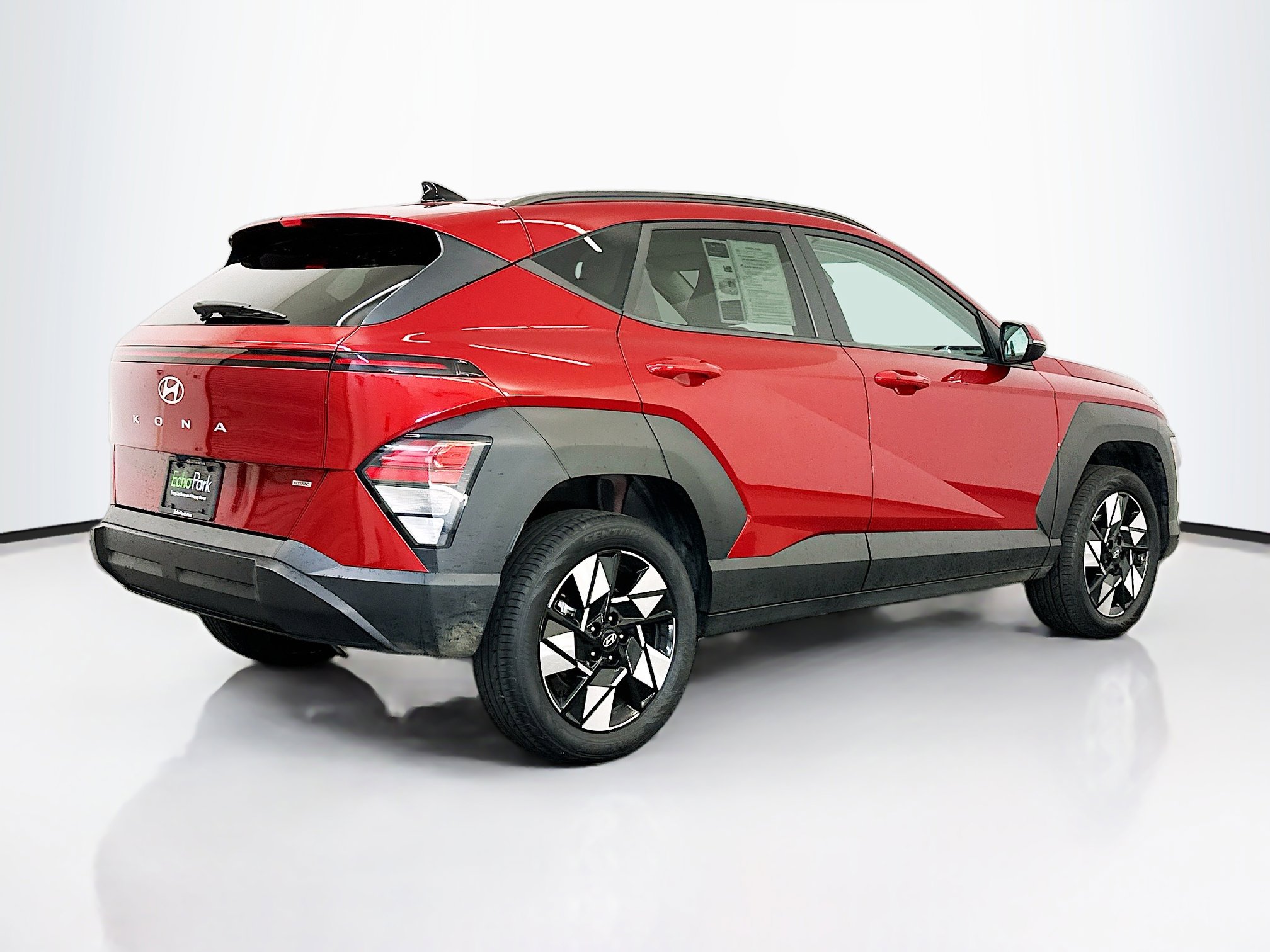 Used 2024 Hyundai Kona SEL image 9
