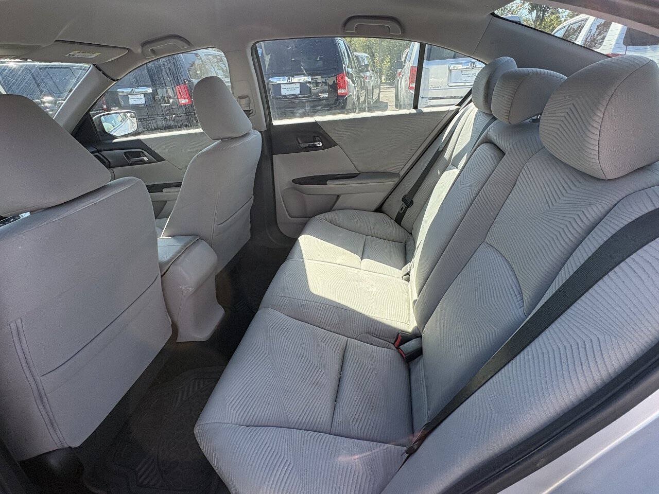 Used 2015 Honda Accord LX image 14