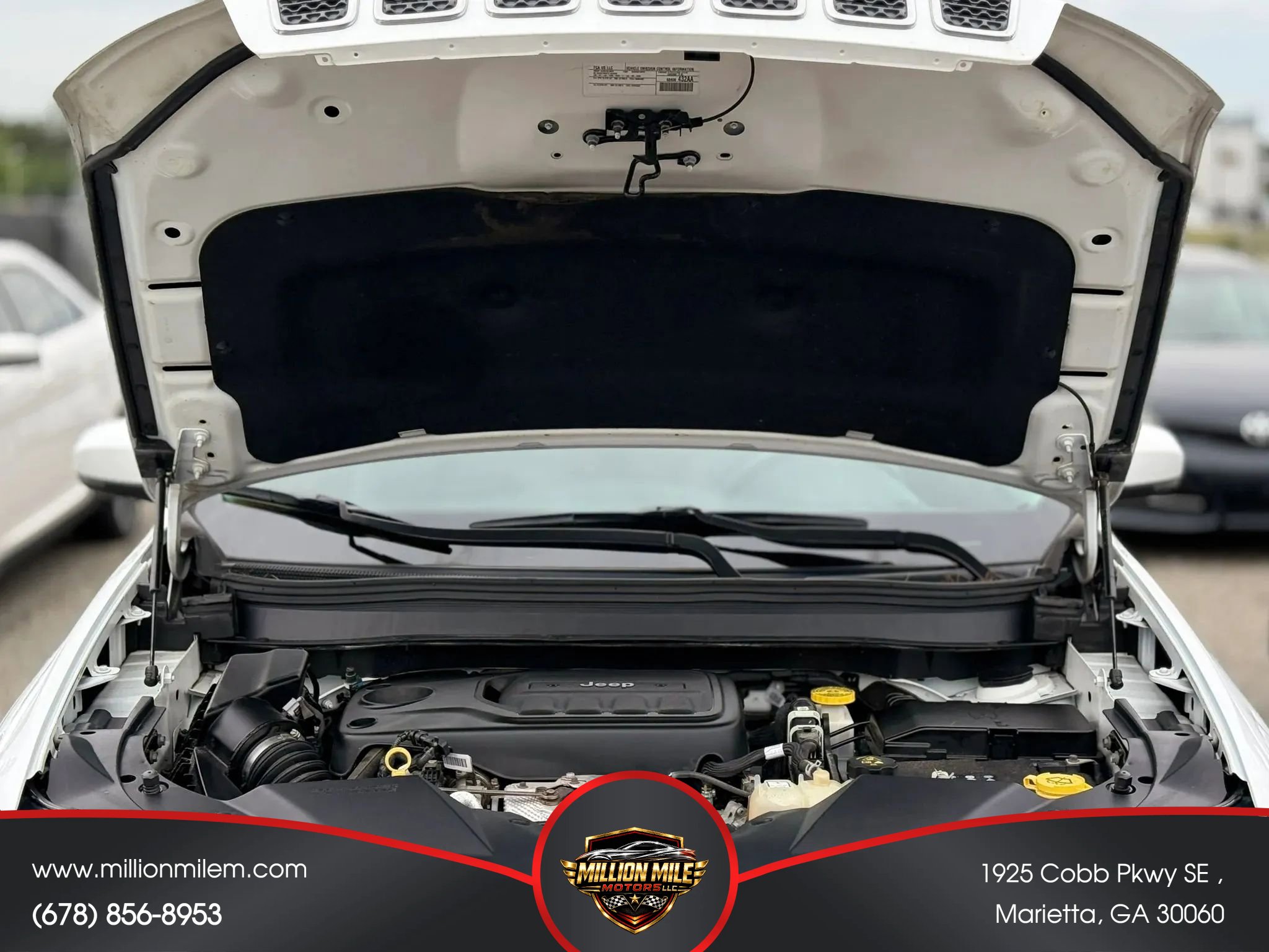 Used 2019 Jeep Cherokee Limited AWD/4WD image 29