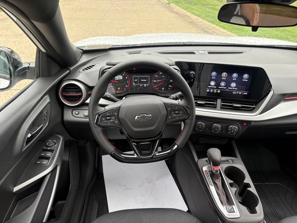 New 2026 Chevrolet Trax RS w/ Sunroof Package FWD image 40