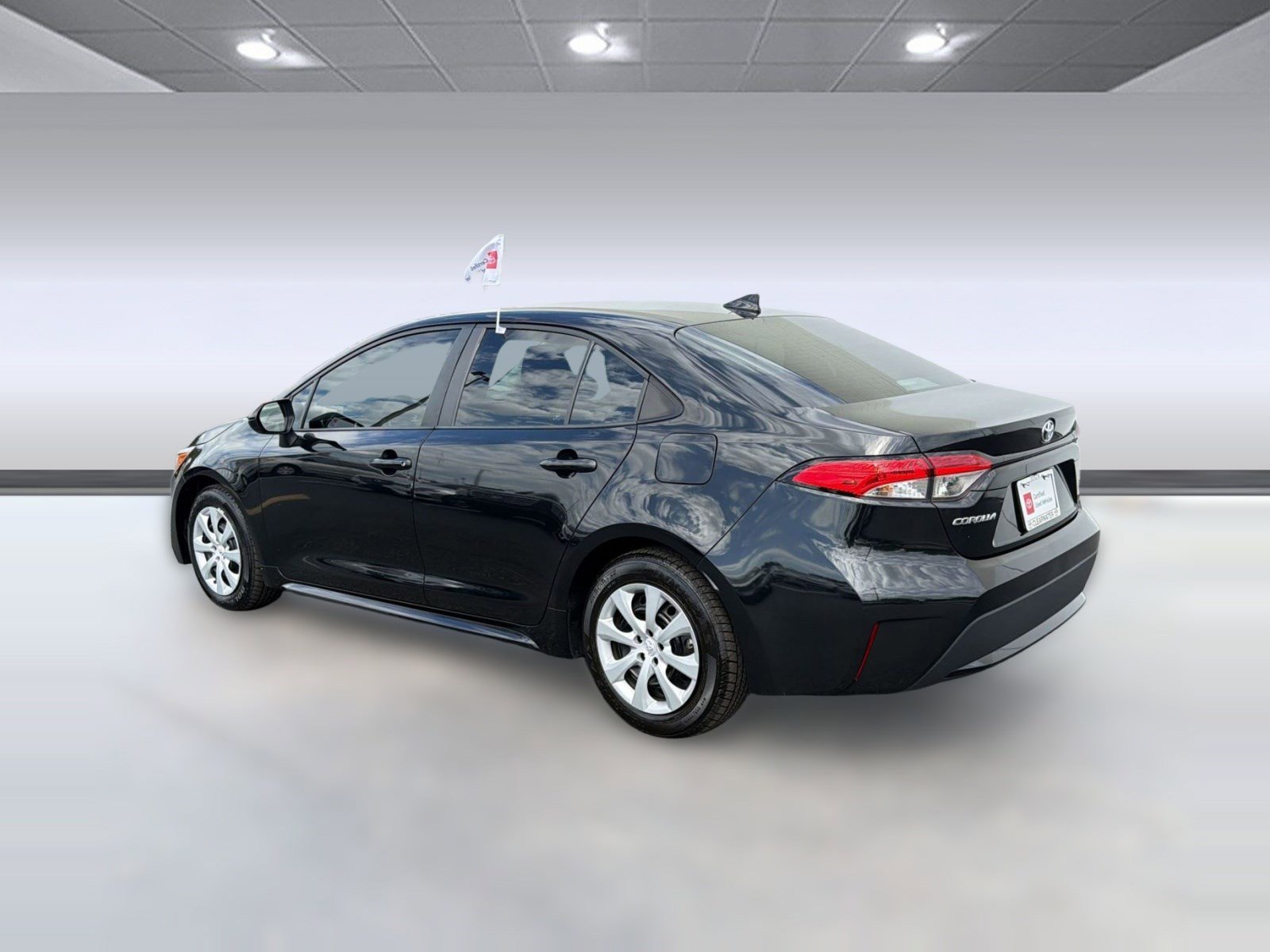 Certified 2022 Toyota Corolla LE FWD image 3
