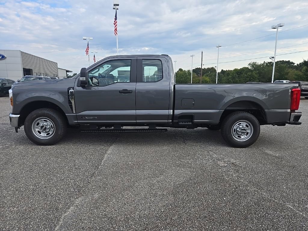 New 2026 Ford F250 XL image 8