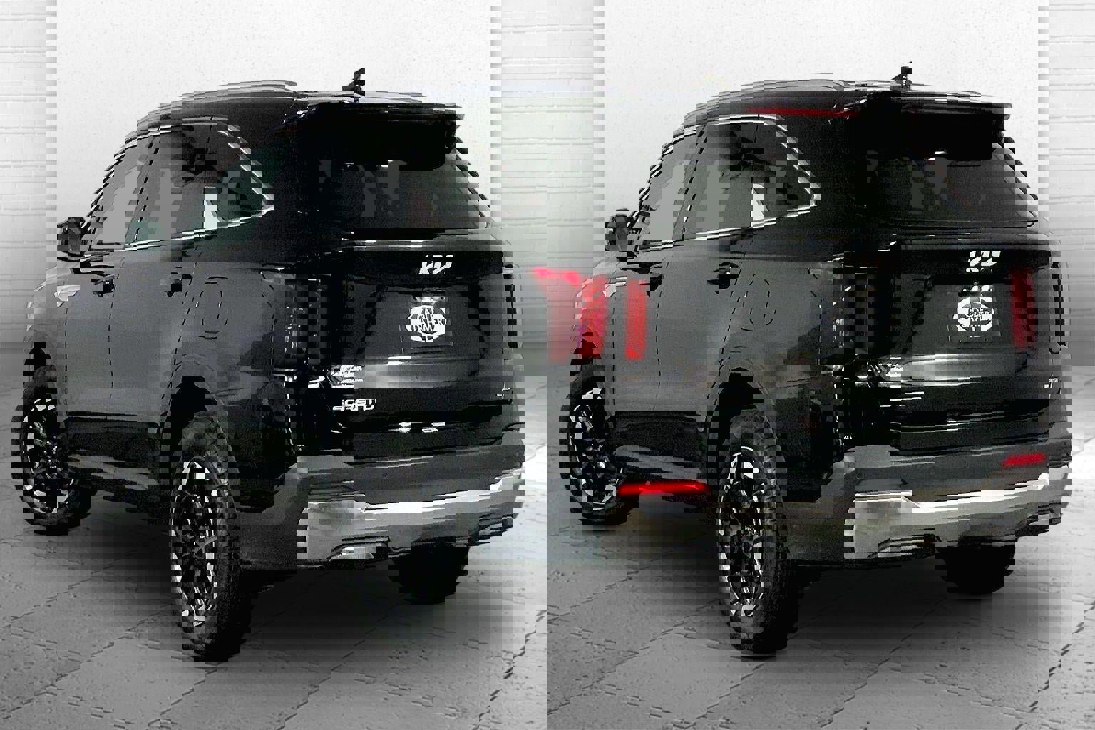 Certified 2024 Kia Sorento S image 11