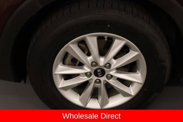 Used 2020 Kia Sorento LX AWD/4WD image 7