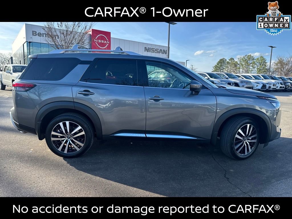 Certified 2025 Nissan Pathfinder Platinum w/ Black Appearance Package video 3