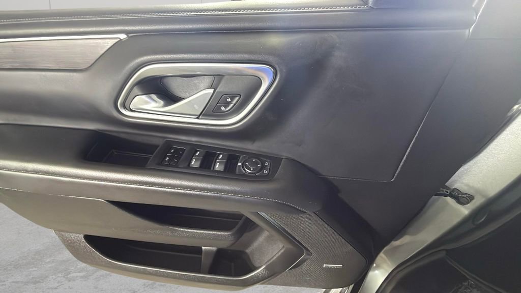 Used 2024 Chevrolet Tahoe LT AWD/4WD image 22