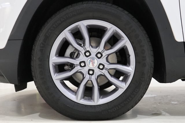 Used 2023 GMC Terrain SLT w/ Tech Package AWD/4WD image 11
