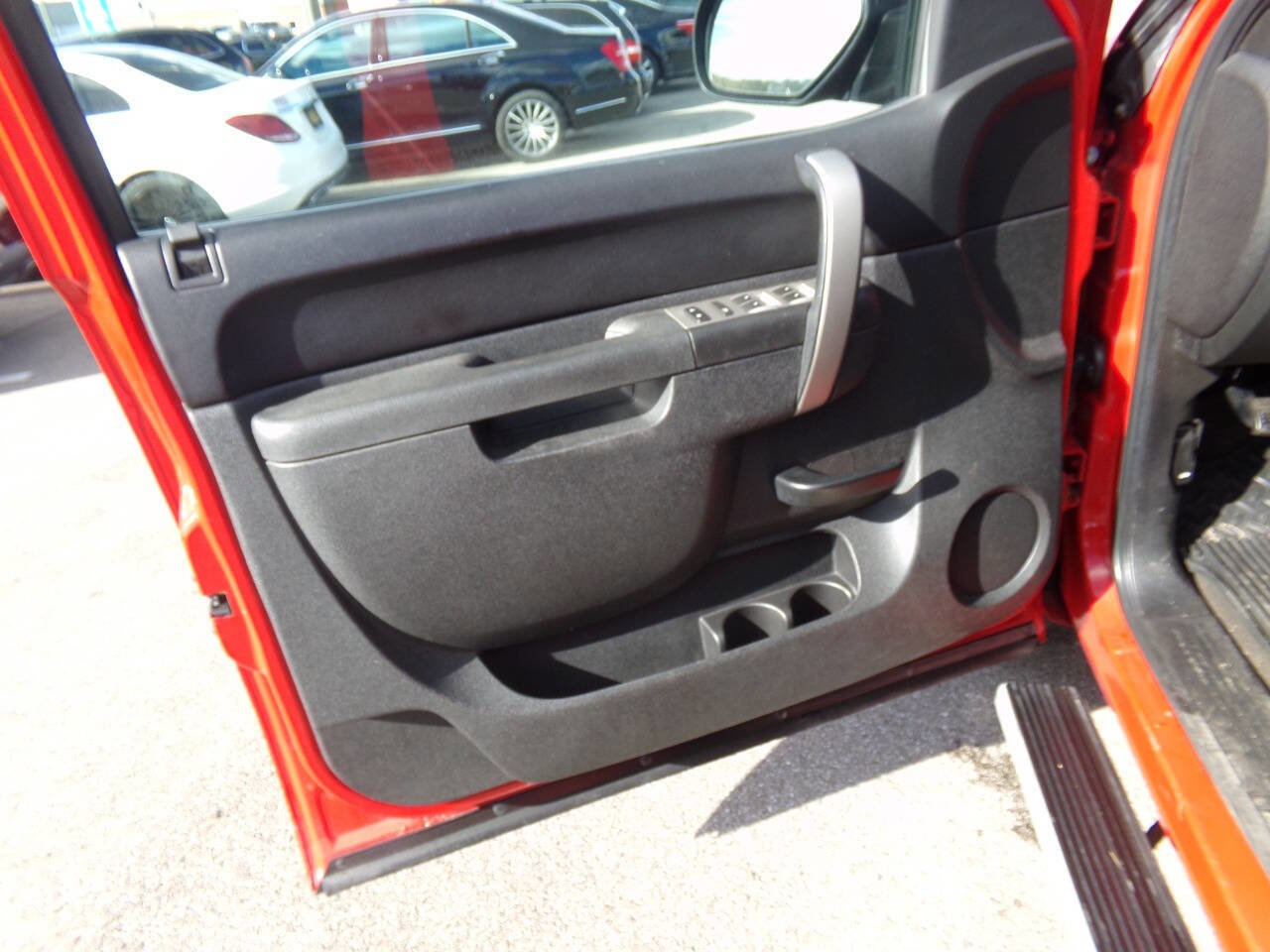 Used 2010 Chevrolet Silverado 1500 LT w/ Power Pack Plus image 12