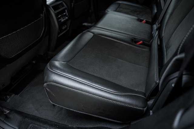 Used 2023 Jeep Grand Cherokee Altitude image 39