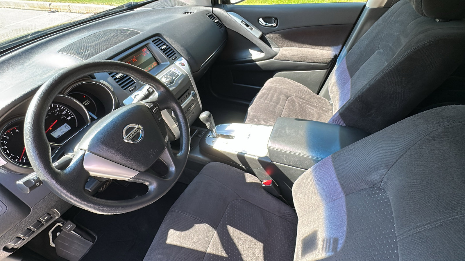 Used 2014 Nissan Murano S image 20