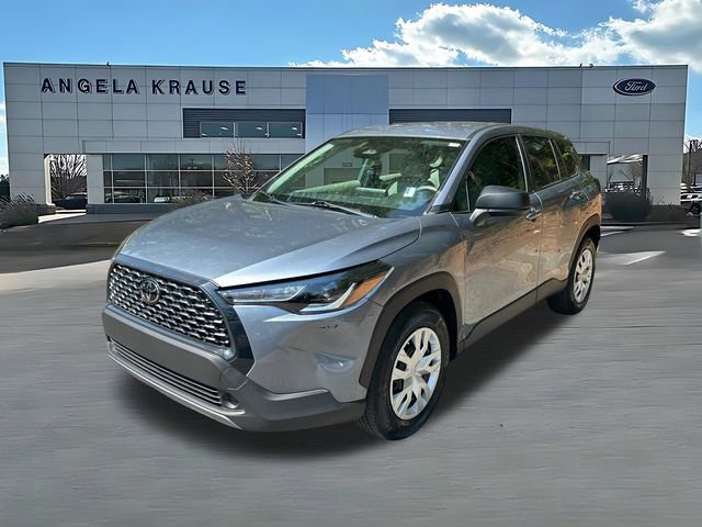 Used 2023 Toyota Corolla Cross L FWD video 3