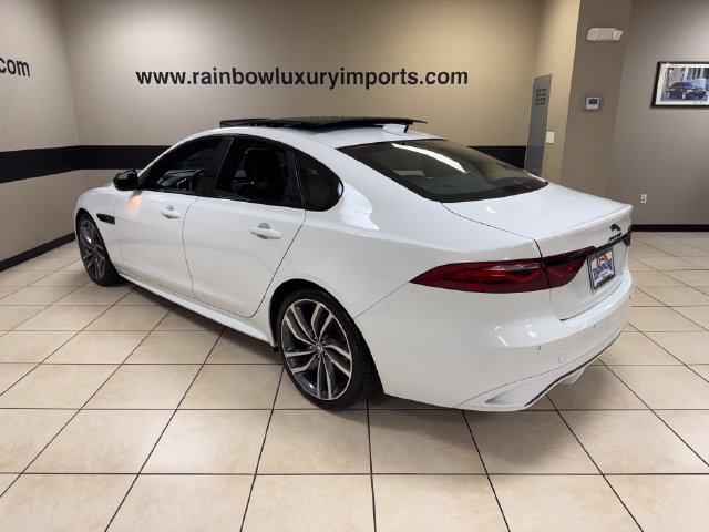 Used 2024 Jaguar XF R-Dynamic SE AWD/4WD image 4