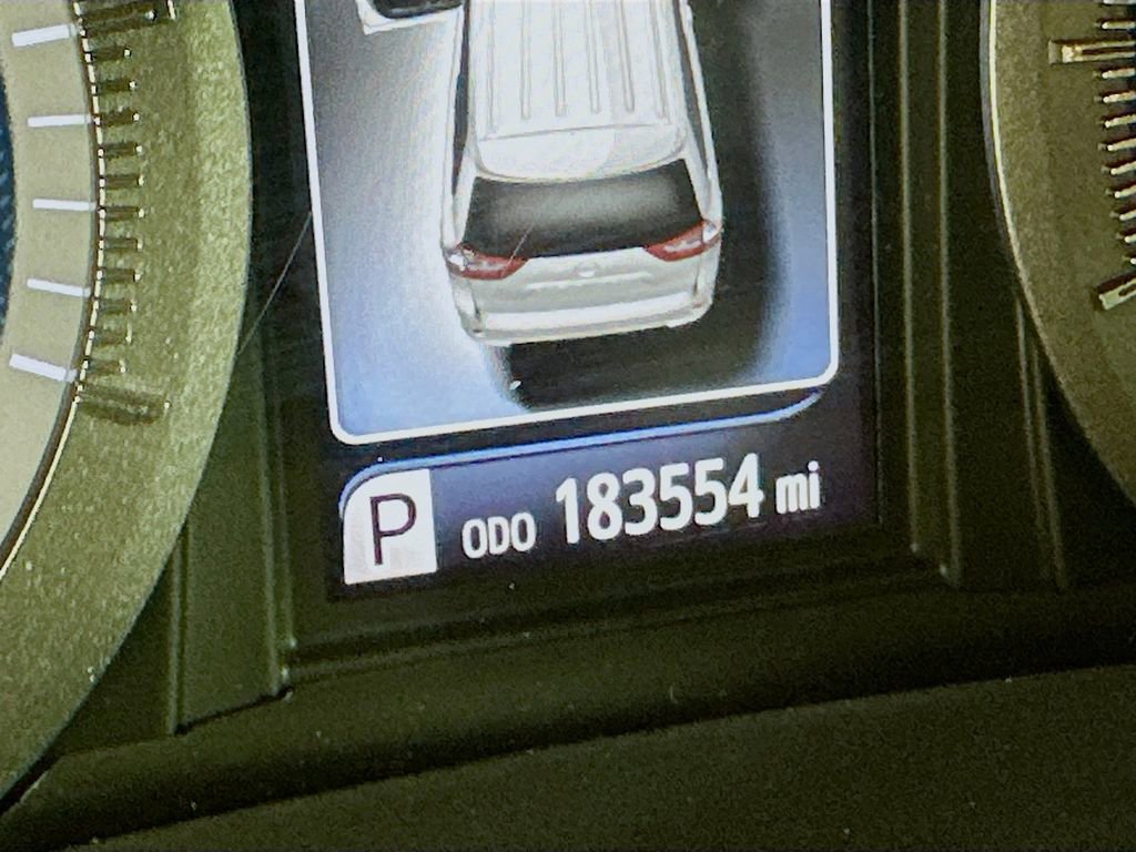 Used 2015 Toyota Sienna XLE Premium image 12