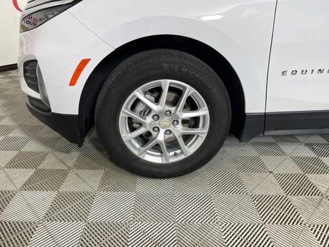 Used 2024 Chevrolet Equinox LT FWD image 24