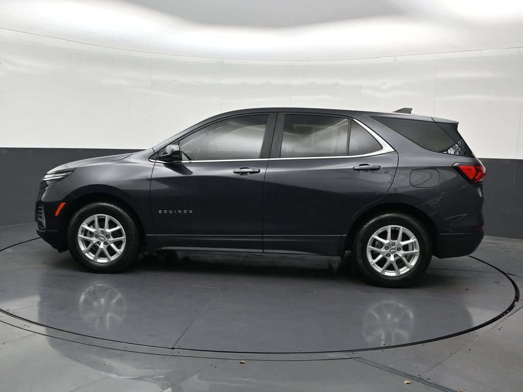 Used 2023 Chevrolet Equinox LT FWD image 2