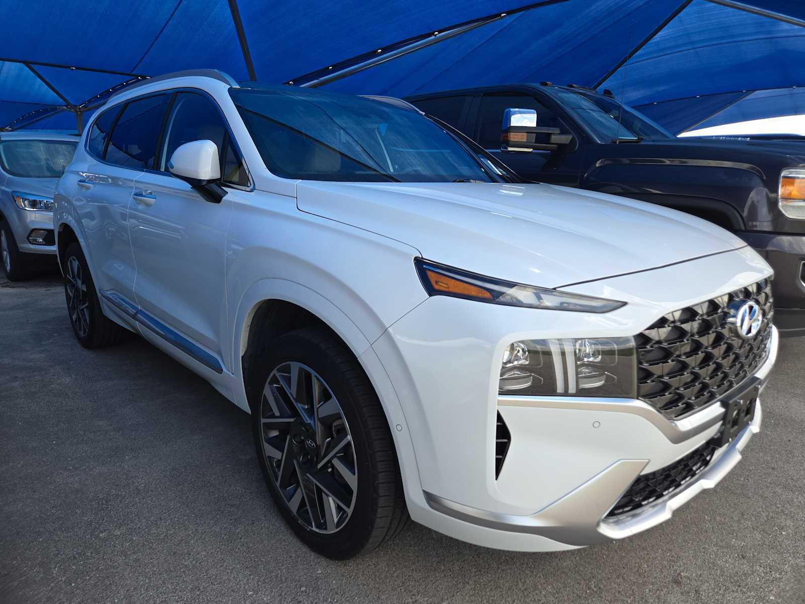 Certified 2022 Hyundai Santa Fe Calligraphy AWD/4WD image 2