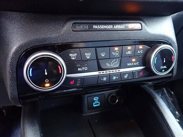 Used 2022 Ford Escape SE w/ Cold Weather Package AWD/4WD image 18
